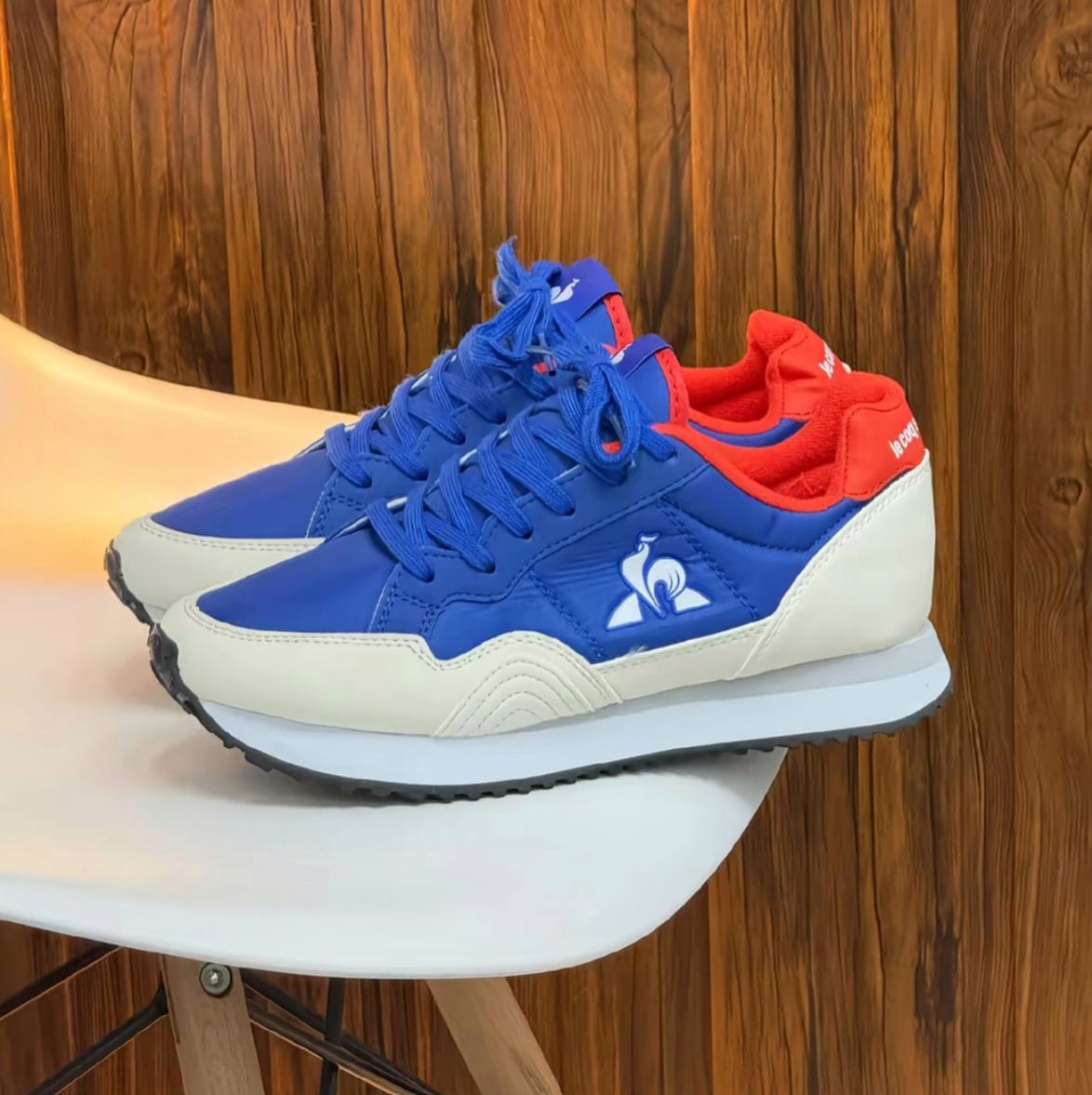 le coq caballero Mt Azul Rojo